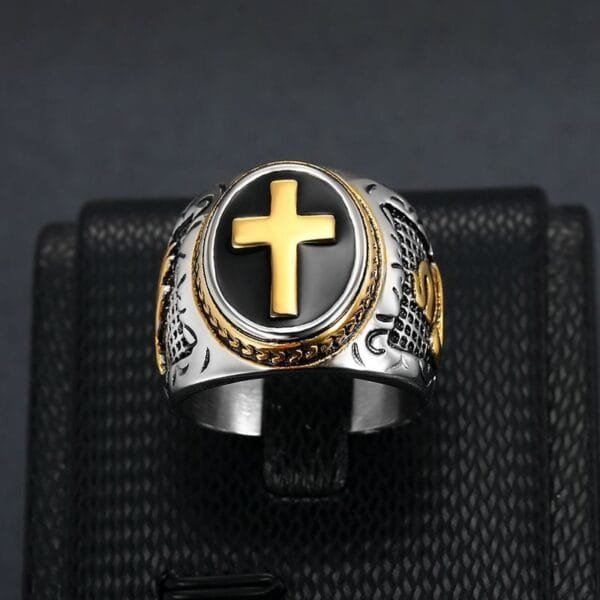Hot selling P jewelry titanium steel color retaining vacuum gold plated God's Hand men's ring - Image 7