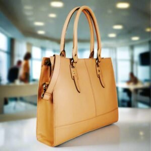 The Signature 17" Bag, Beige