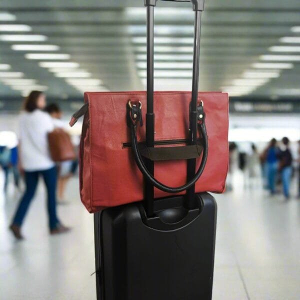 The Signature 17" Bag, Jasper - Image 4