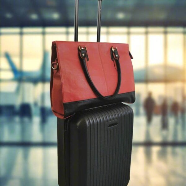 The Signature 17" Bag, Jasper - Image 3